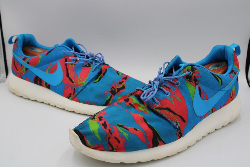 Size 14 - Nike Roshe Run Gpx 'Tiger Camo - 555445-401